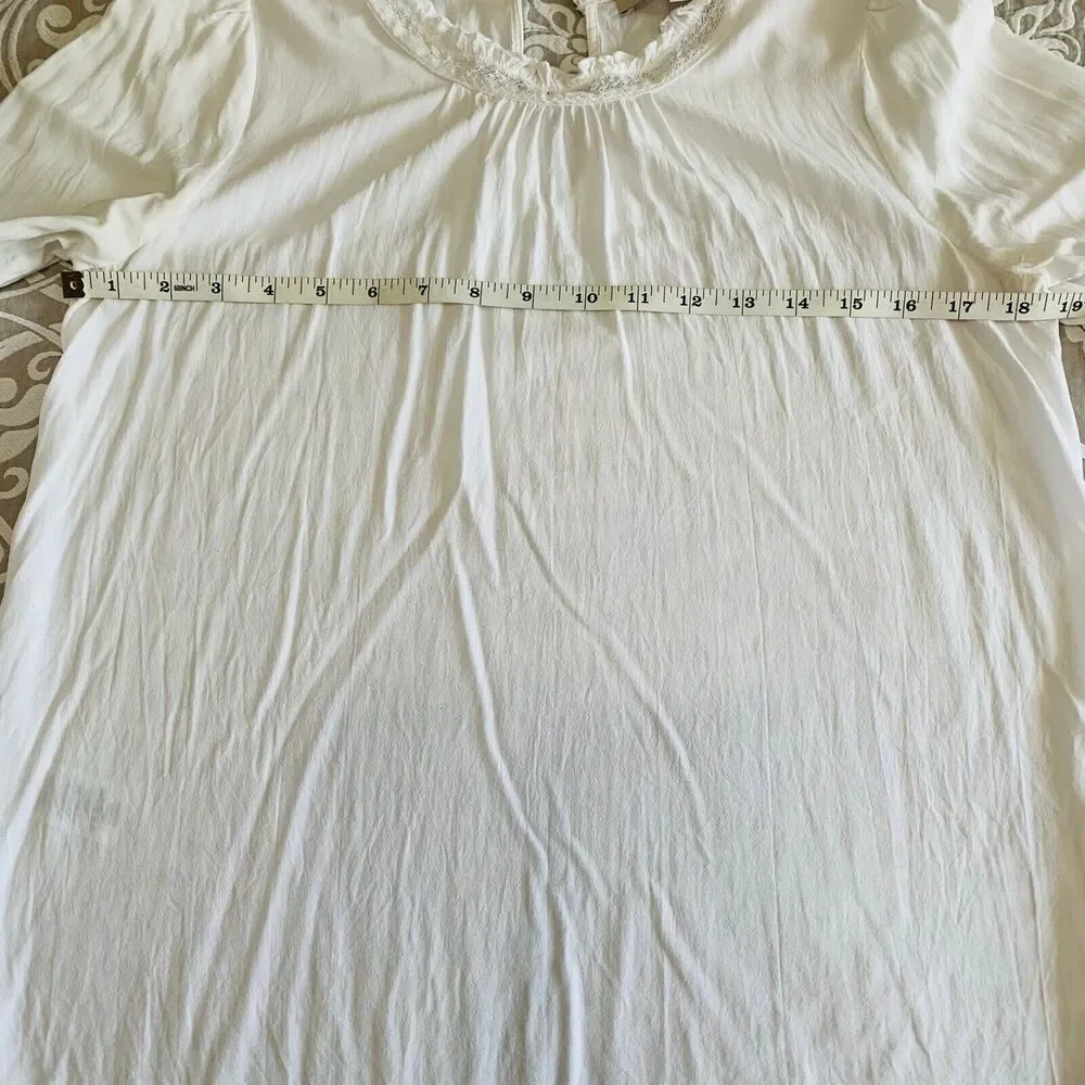 Loft Blouse Women XS White Lace Embroidery Vintage Look Cutout Classic Academia